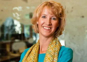 Tacy M. Byham: When the Founder’s Daughter Rewrites the Rules