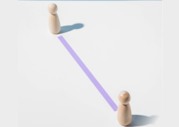 The Shape-Shifter’s Dilemma: Leading Between Polarities